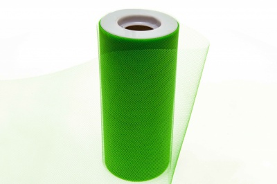 Фатин в шпульках 16-146, 10 гр/м2, шир. 15 см (в нам. 25+/-1 м), цвет зелёный - купить в Петрозаводске. Цена: 100.69 руб.