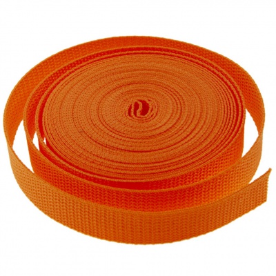 Стропа текстильная, шир. 25 мм (в нам. 50+/-1 ярд), цвет оранжевый - купить в Петрозаводске. Цена: 409.94 руб.