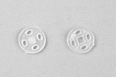 Кнопки пришивные пластиковые 10 мм, блистер 24шт, цв.-прозрачные - купить в Петрозаводске. Цена: 48.41 руб.